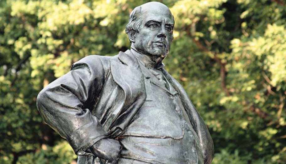 statue of Ingersoll